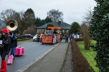 Bild 158 - Latuff Umzug